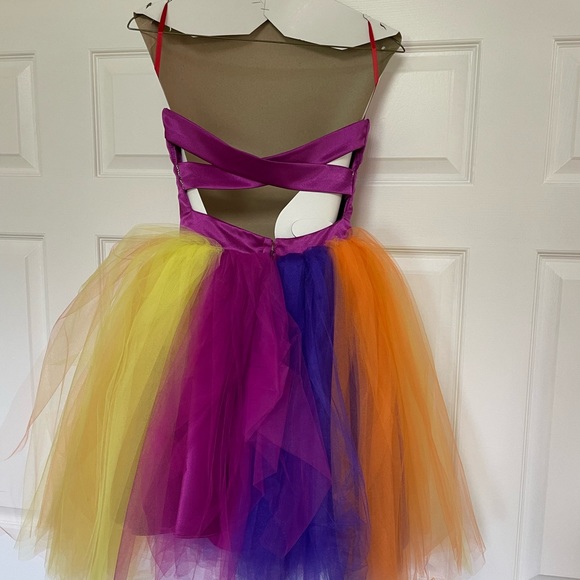 Homecoming dress - Picture 2 of 2